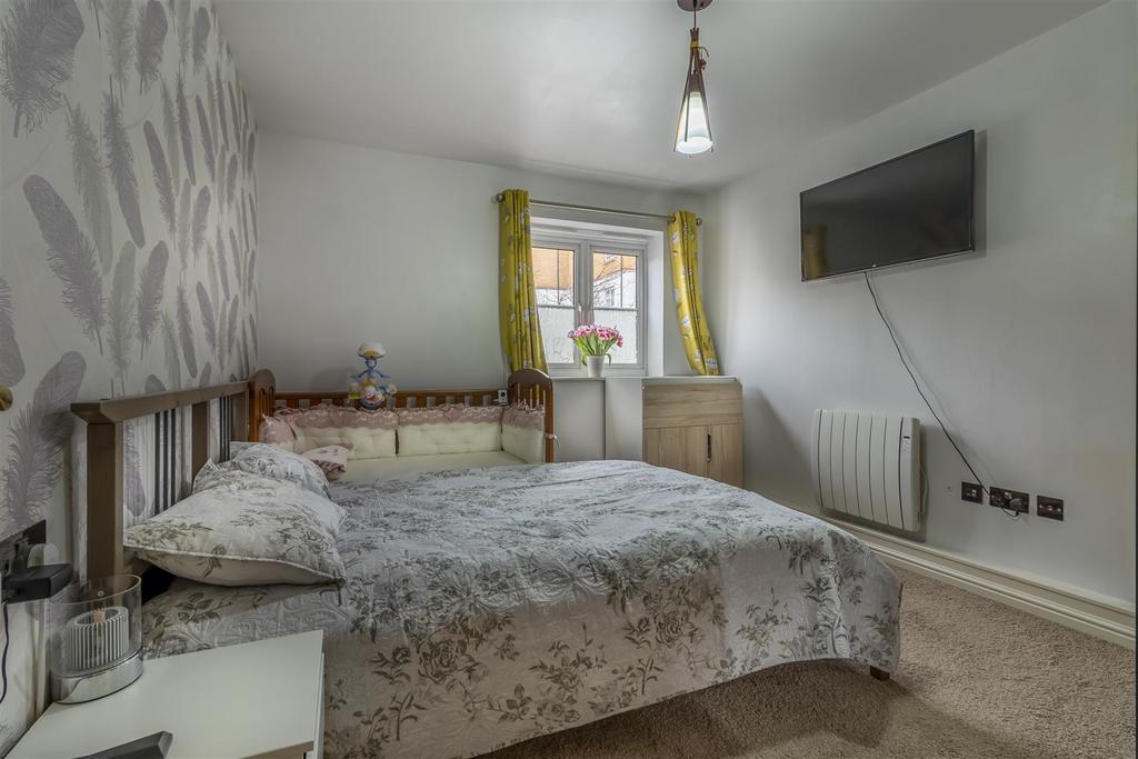 Bedroom .jpg