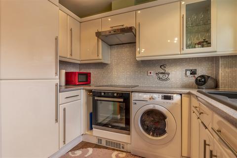 56 Coniston Avenue, Purfleet-on-thames, RM19 1PR