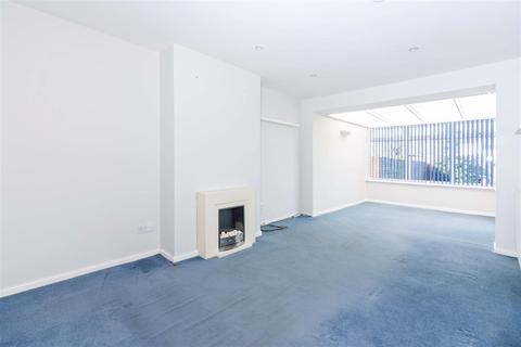 9 Ambleside Road, Sompting, Lancing, BN15 9SE