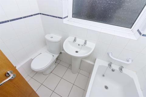 9 Ambleside Road, Sompting, Lancing, BN15 9SE