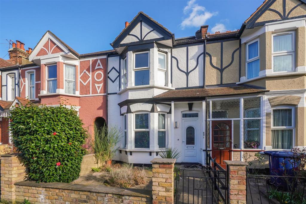 Dudley Gardens, Ealing 2 bed flat £1,500 pcm (£346 pw)