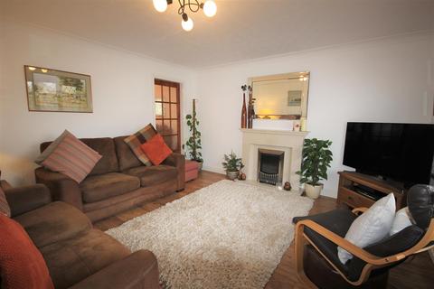 1 Chatsworth Drive, Werrington, Stoke-on-trent, ST9 0PA