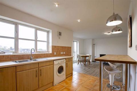 55 Darwin Close, Medbourne, Milton Keynes, MK5 6FF