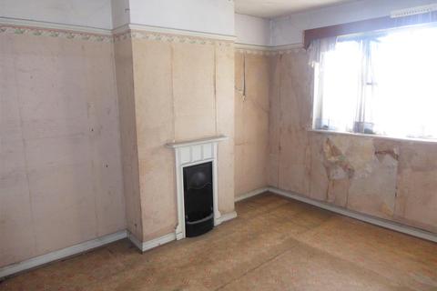 11 Spring Grove Crescent, Hounslow, TW3 4DD