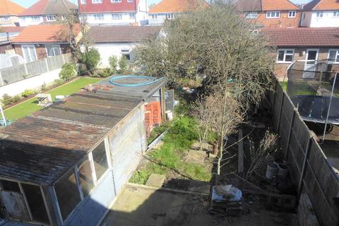 11 Spring Grove Crescent, Hounslow, TW3 4DD