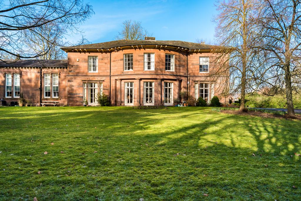 Eccleston Hall, Prestbury Drive, St... 3 bed apartment £275,000
