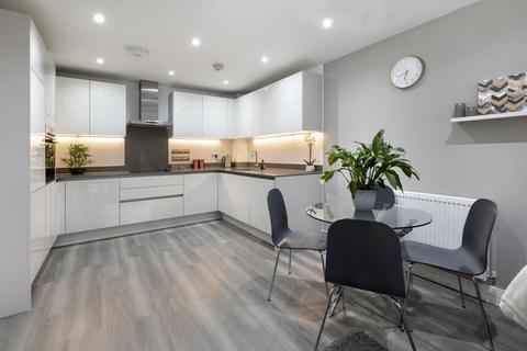 Flat 3, Chambord House Queenswood Crescent, Englefield Green, Egham, TW20 0AT