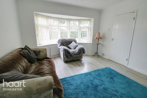 107 Jossey Lane, Scawthorpe, Doncaster, DN5 9DL