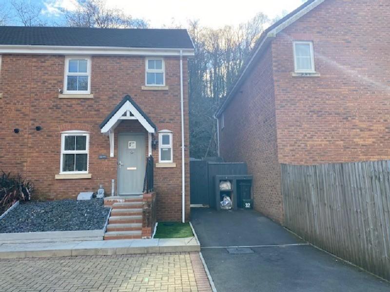 Ynys Y Nos, Glynneath, Neath, Neath... 3 bed semidetached house £155,000