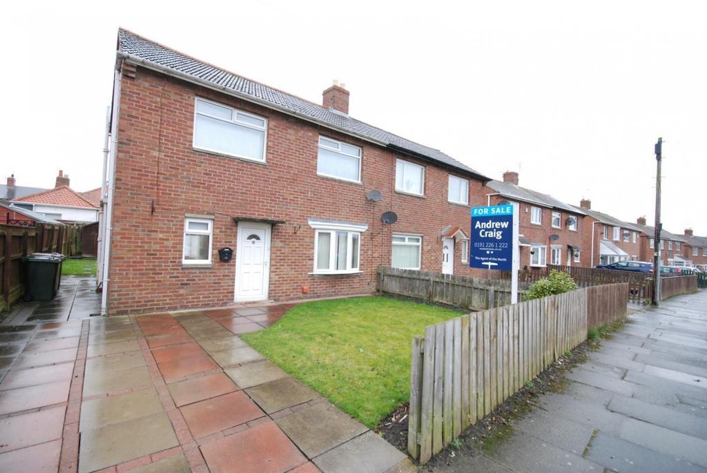 McCracken Drive, Wideopen 2 bed semidetached house £130,000