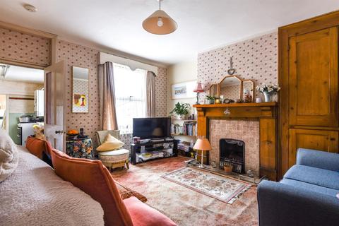 40 Carnarvon Road, Reading, RG1 5SD