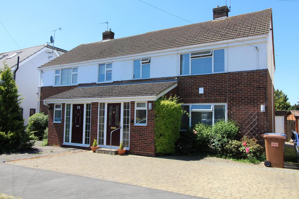 Oaklands Avenue, Brookmans Park, AL9 7UH 3 bed semidetached house £