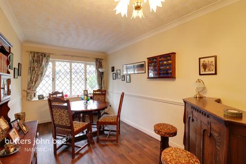 9 Arley Place, Wistaston, Crewe, CW2 6QW