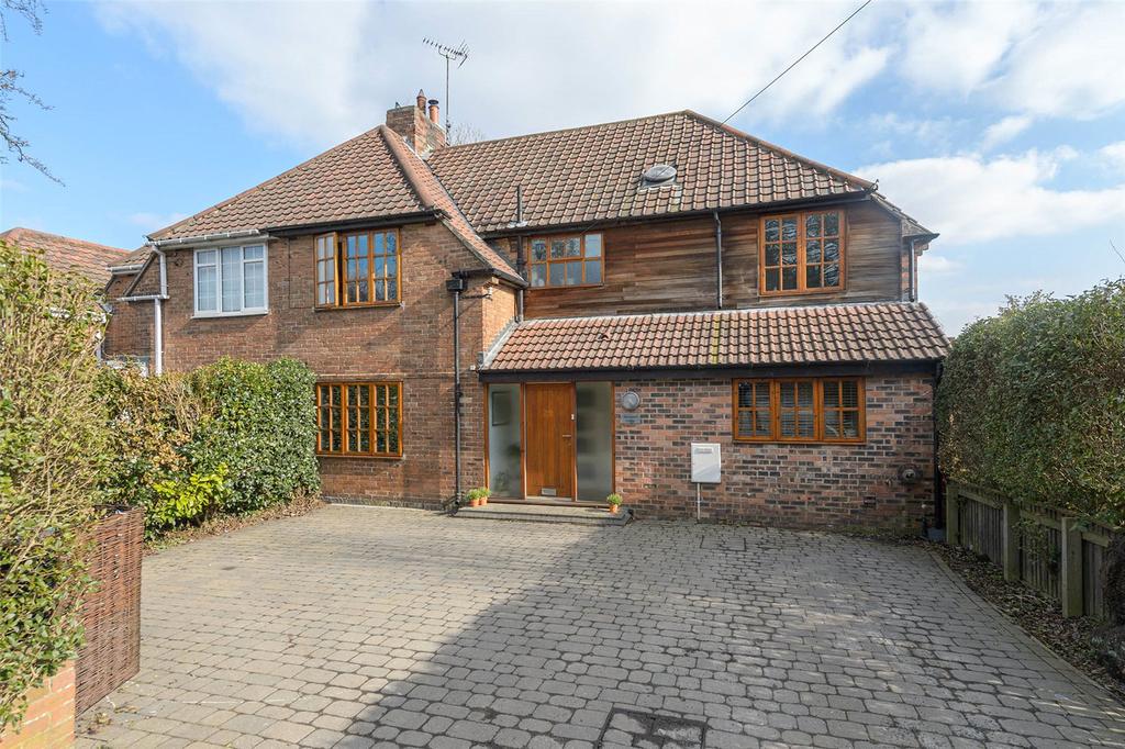 Springwell Hollow, Whitesmocks, Durham, DH1 5 bed semidetached house