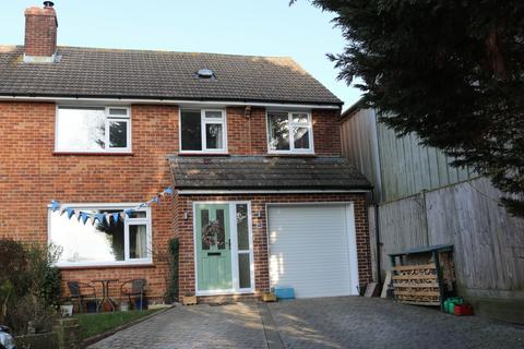 22 Bruce Close, Haywards Heath, RH16 4QE