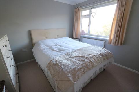 22 Bruce Close, Haywards Heath, RH16 4QE