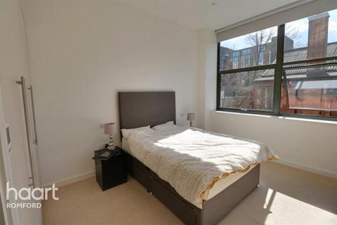 1 bedroom apartment to rent, Eastern Road, Romford