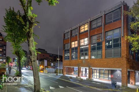 1 bedroom apartment to rent, Eastern Road, Romford