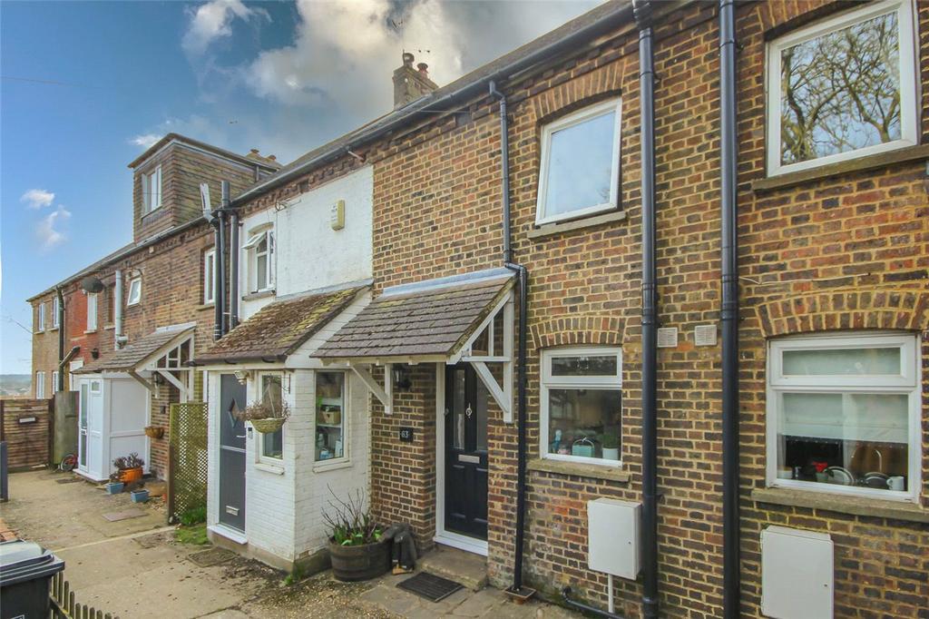Chiswell Green Lane, St. Albans, Hertfordshire 2 bed terraced house £385,000
