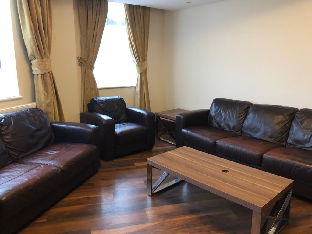 Modern 2 bedroom apartment - Central London