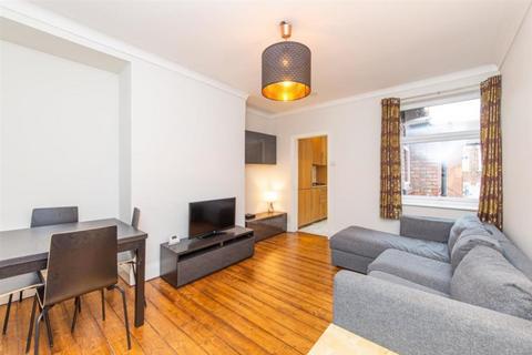 3 bedroom flat to rent, Brandon Grove, Newcastle upon Tyne, Tyne and Wear, NE2