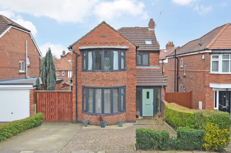 GREENCLIFFE DRIVE, CLIFTON GREEN, YORK, YO30 6NA 4 bed detached house £1,450 pcm (£335 pw)