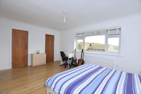 26 Carey Down, Telscombe Cliffs, Peacehaven, BN10 7LF