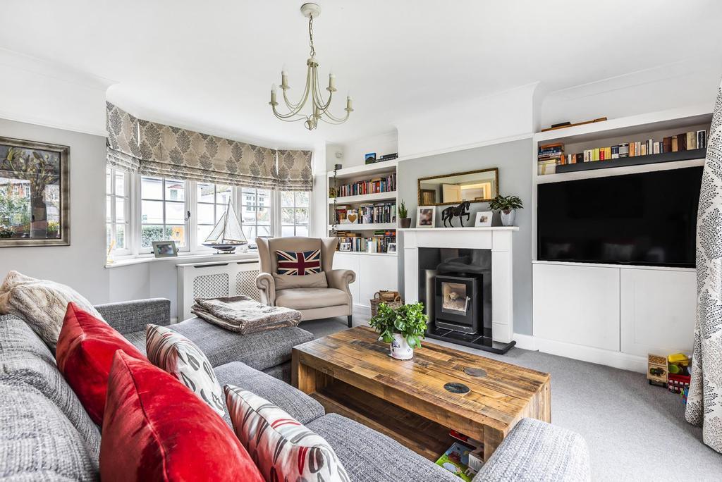 Wolseley Road, Godalming, GU7 4 bed detached house £900,000
