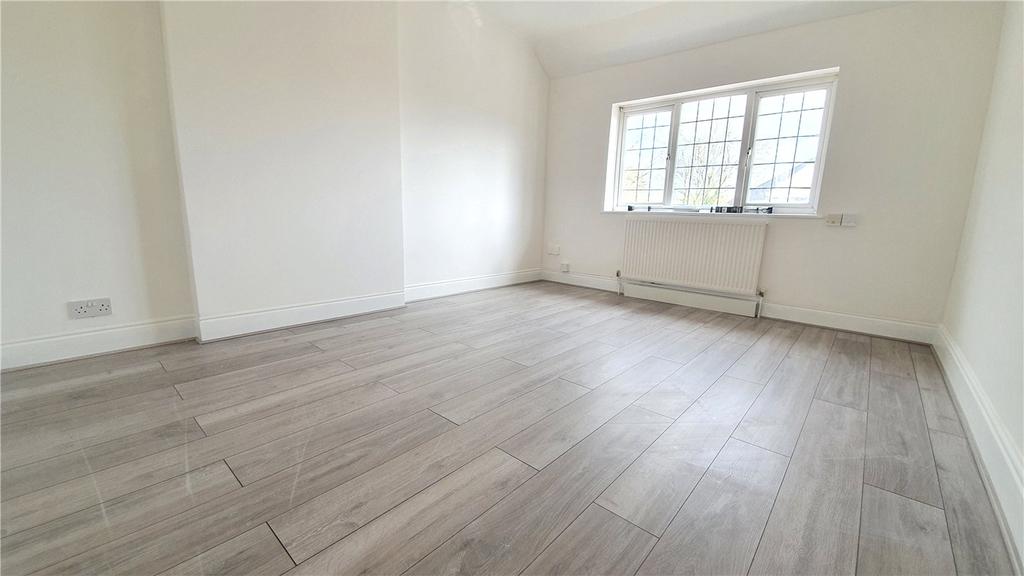 Elmgrove Crescent, Harrow, HA1 1 bed maisonette - £1,150 pcm (£265 pw)