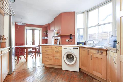 14 Roding Road, London, E5 0DW