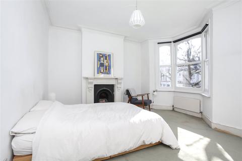14 Roding Road, London, E5 0DW