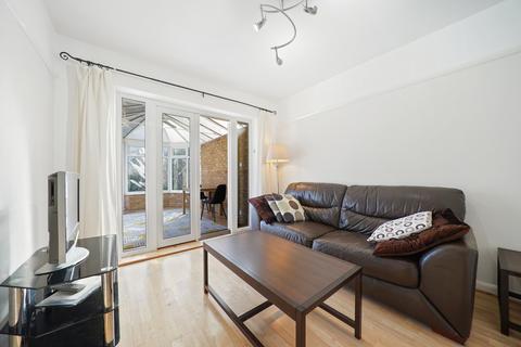 7 Grafton Close, London, W13 0JL
