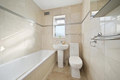 7 Grafton Close, London, W13 0JL