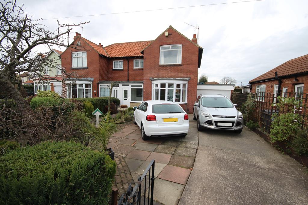 Grange Park, West Monkseaton, Whitley... 2 bed semidetached house £