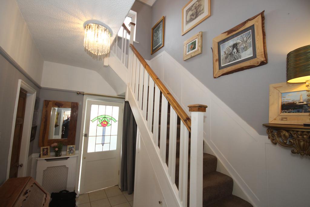 Grange Park, West Monkseaton, Whitley... 2 bed semidetached house £