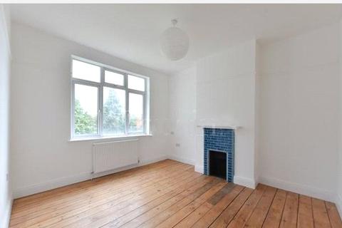 92 Walpole Road, London, N17 6BL