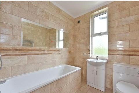 92 Walpole Road, London, N17 6BL