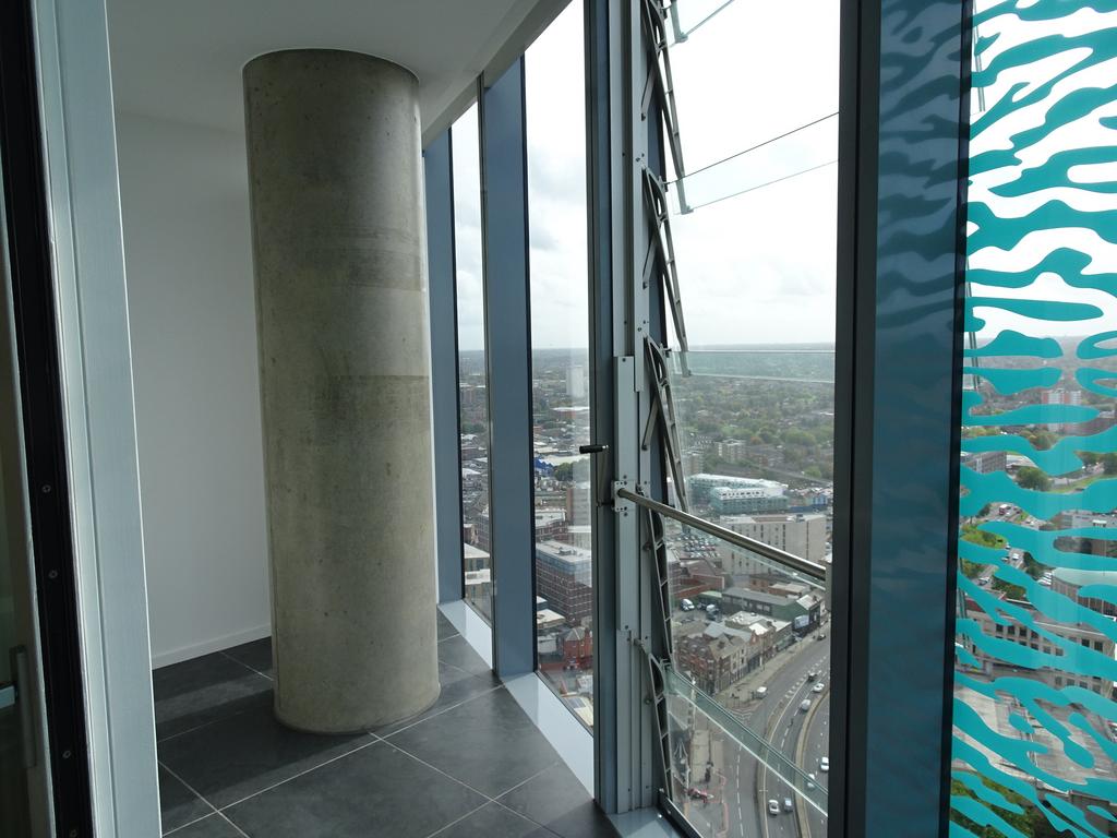 Apartment in Birmingham, Chinese Quarter, Digbeth - View 4