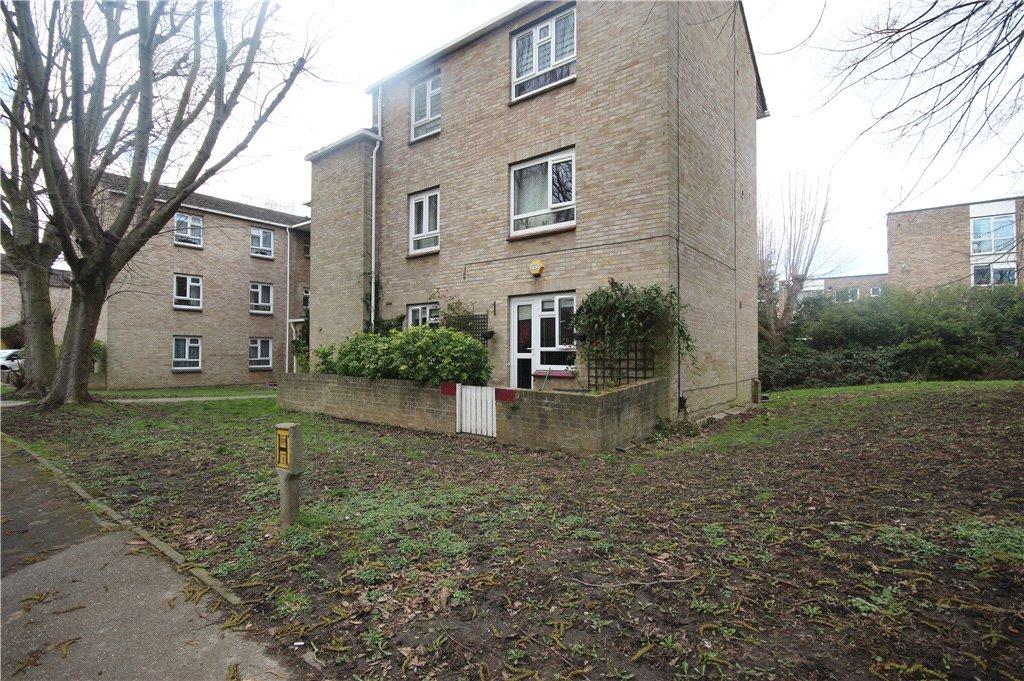 Buckingham Close, Ealing, W5 1 bed apartment £1,200 pcm (£277 pw)
