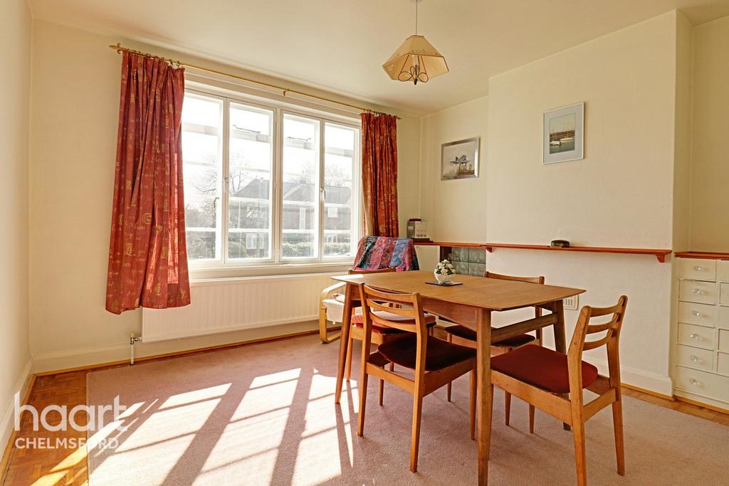 Tabors Avenue, Chelmsford 3 bed detached house £550,000