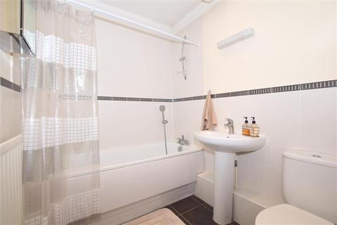 18 Northpoint Close, Sutton, SM1 3SQ