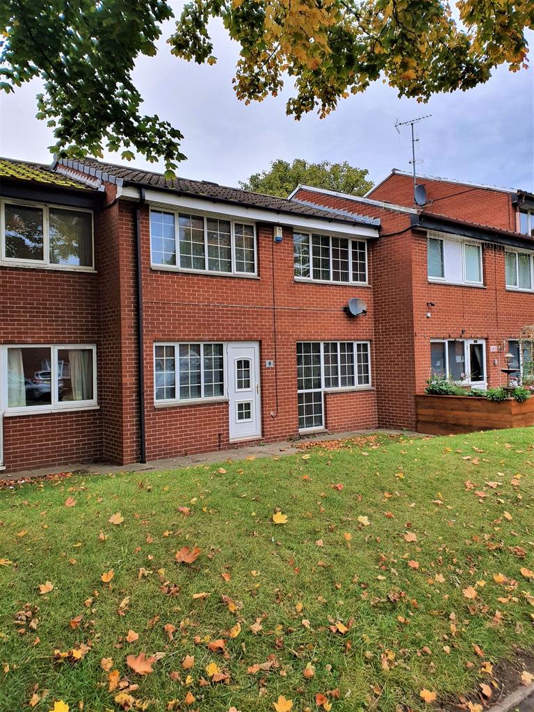 Bosworth Road, AdwickleStreet, Doncaster 3 bed terraced house £105,000