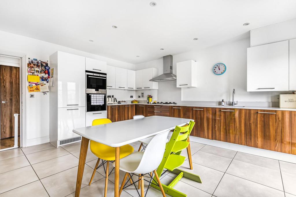 Kitchen/Breakfast Ro