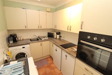 2 bedroom apartment for sale - Orchard Mead, Eastwood Road North, Leigh-on-Sea, SS9