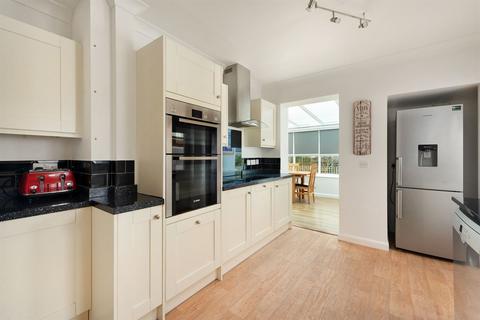 97 Botany Road, Kingsgate, Broadstairs, CT10 3SB