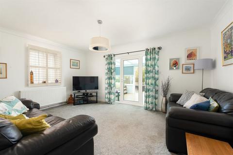 97 Botany Road, Kingsgate, Broadstairs, CT10 3SB