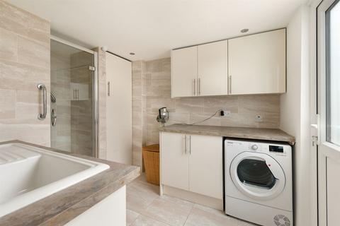 97 Botany Road, Kingsgate, Broadstairs, CT10 3SB