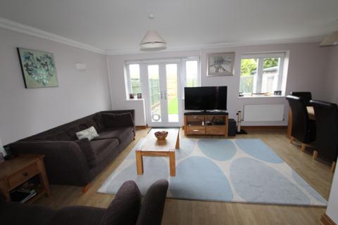 4 Cadhay Close, Ottery St Mary, EX11 1WH