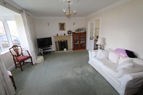 6 Bramley Gardens, Whimple, Exeter, EX5 2SJ