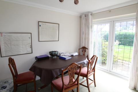 6 Bramley Gardens, Whimple, Exeter, EX5 2SJ